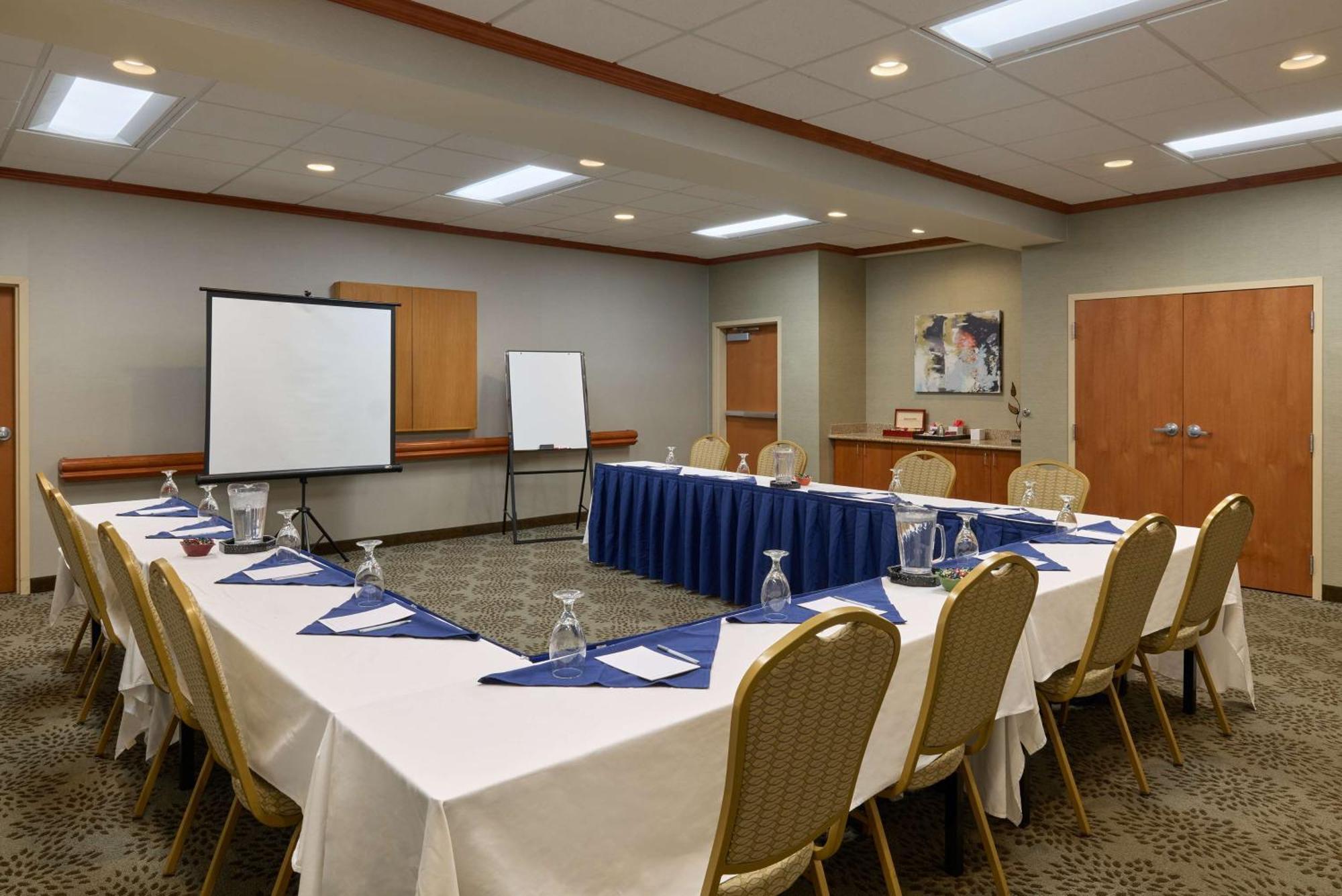 Hampton Inn & Suites Providence / Smithfield Exteriör bild